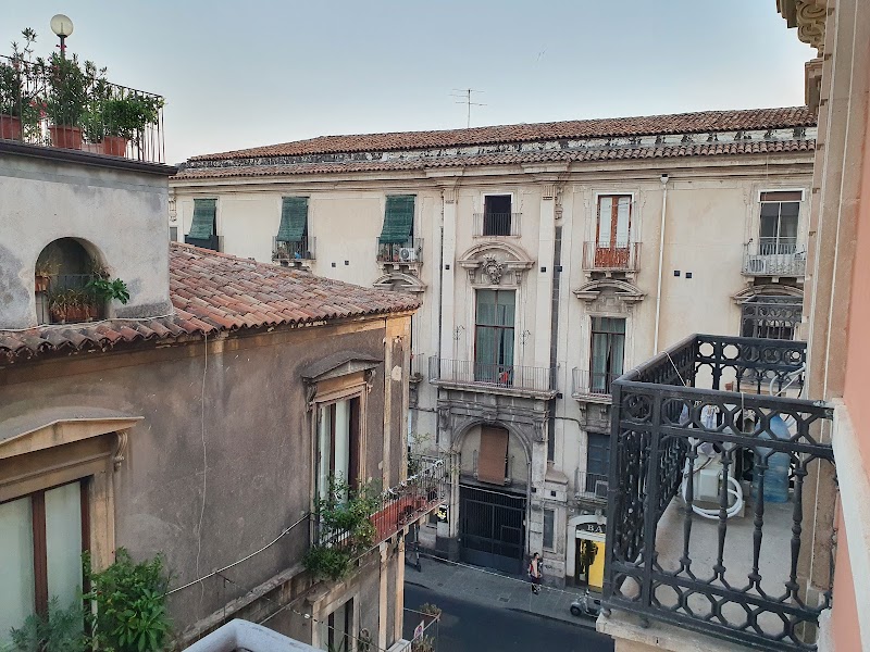 Hotel Biscari — Via Etnea