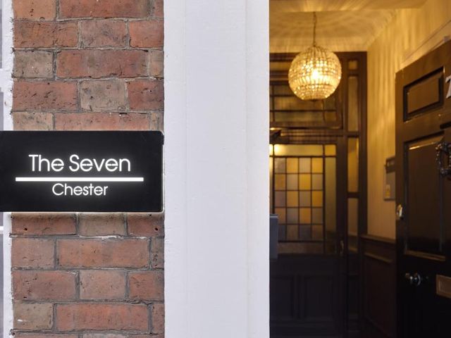 The Seven Chester — 350 m away from Chester Rows