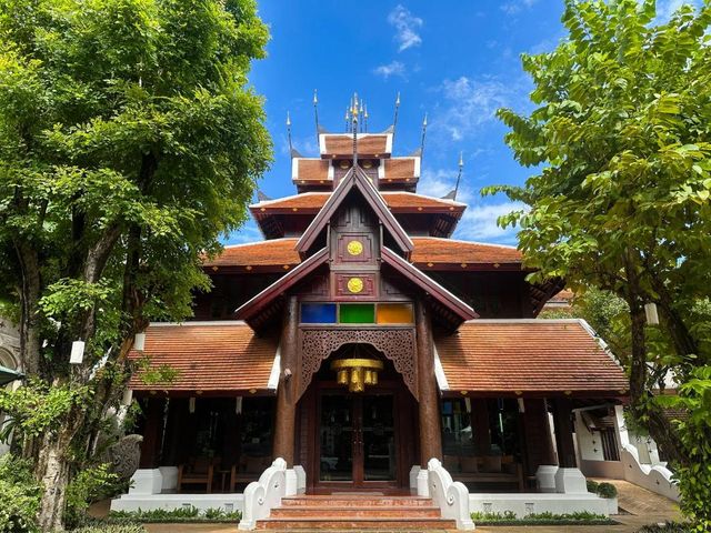 The Rim Chiang Mai — 450 m away from Maharaj Nakorn Chiang Mai Hospital