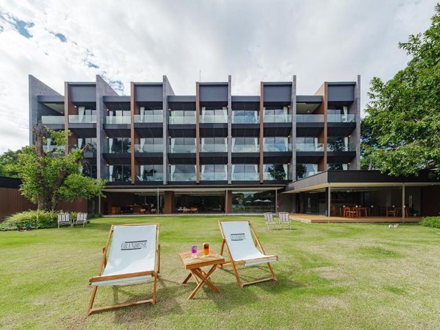 The Grandiose Hotel Chiang Rai เดอะแกรนด์ดิโอสเชียงราย — 1.1 km away from Blue Temple Chiang Rai