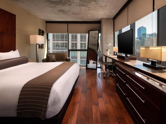 Eurostars Magnificent Mile — 350 m away from Magnificent Mile