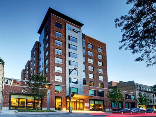 Hyatt House Chicago/Evanston — 450 m away from Northwestern University
