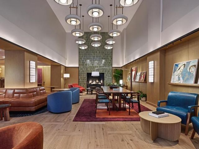 L7 Chicago by LOTTE — 450 m away from Millennium Park