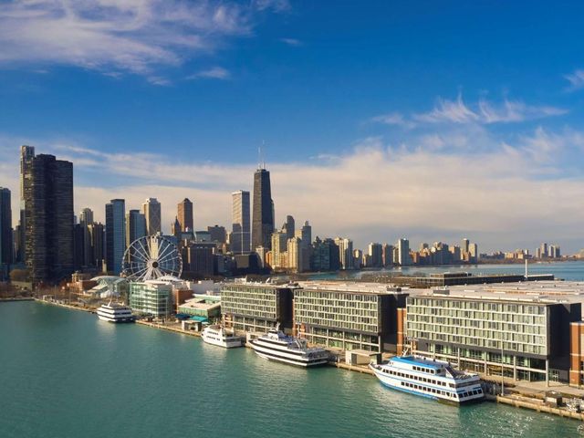 Sable At Navy Pier Chicago, Curio Collection By Hilton — 500 m away from Navy Pier