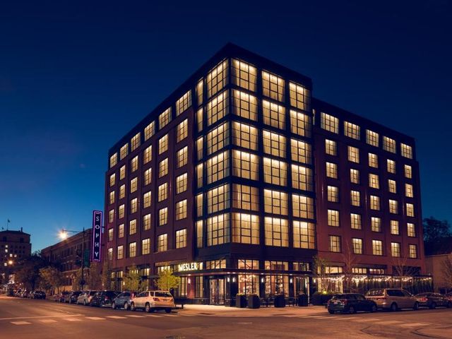 Sophy Hyde Park — 1.3 km away from University of Chicago