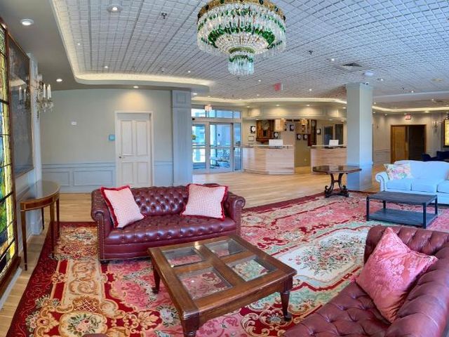 The GEM Museum Suites — 800 m away from Northwestern University