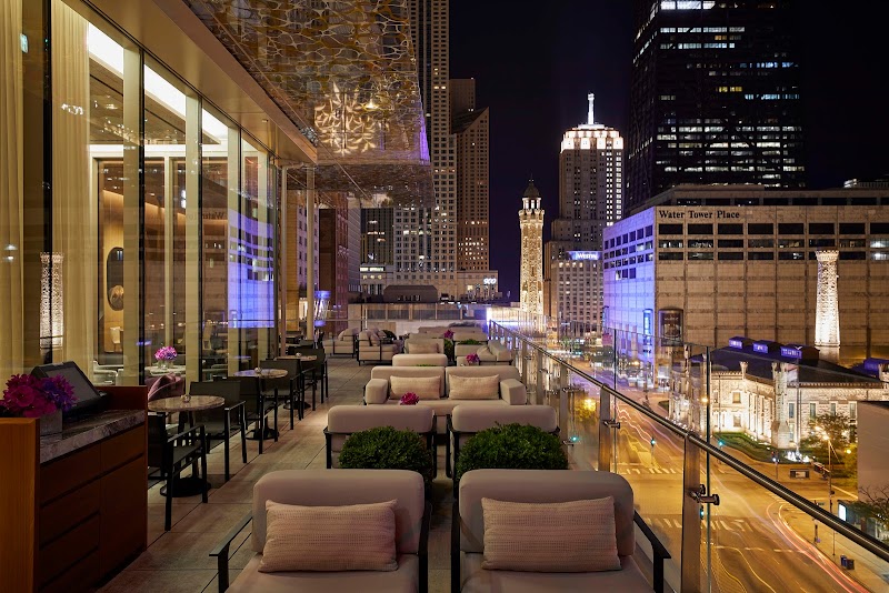 The Peninsula Chicago — Magnificent Mile