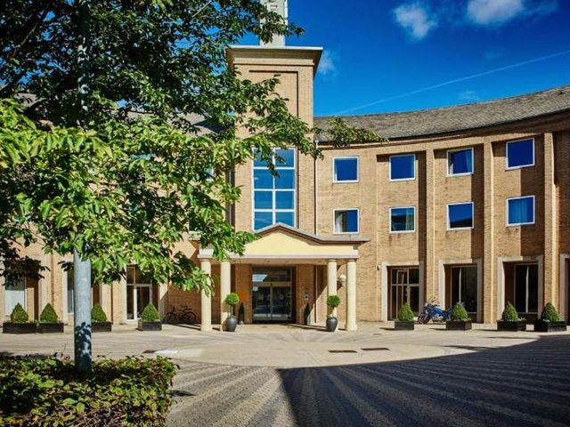 Hoje Taastrup Hotel Copenhagen West, a member of Radisson Individuals — 12.8 km away from Roskilde Festival