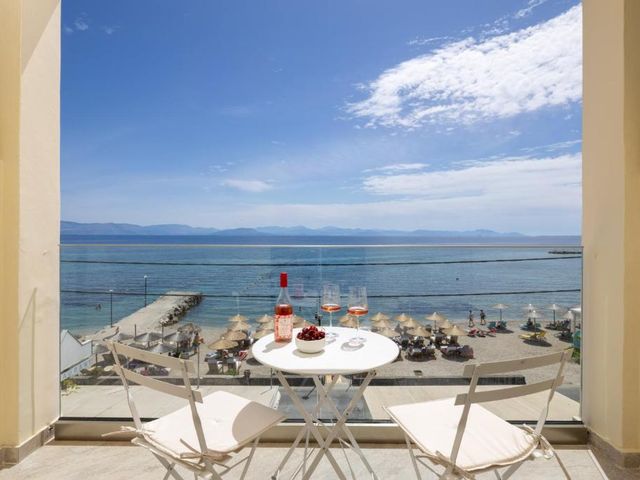 Aeloria Boutique Hotel Corfu — 2.4 km away from Achilleion Palace Corfu