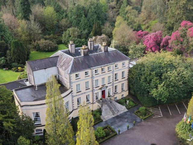 Maryborough Hotel & Spa — 5.8 km from the airport