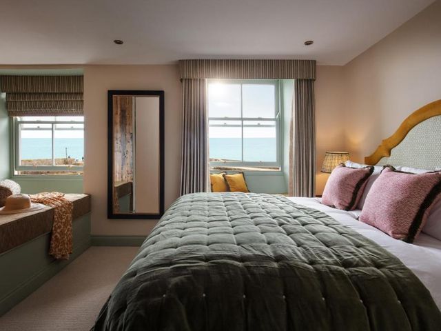 Pier House — 3.4 km away from Eden Project Cornwall