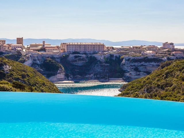 Hôtel Cala di Greco — 1.1 km away from Bonifacio Citadel Corsica