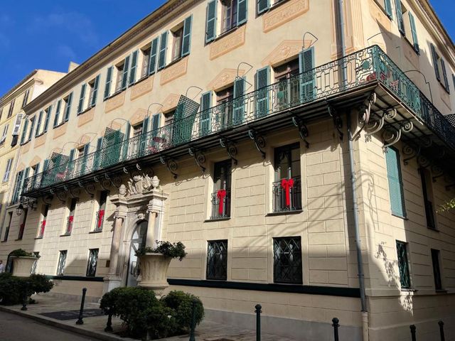 Hotel POZZO DI BORGO — 50 m away from Ajaccio Napoleon Museum