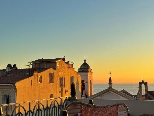 Hotel San Carlu Citadelle Ajaccio — 100 m away from Ajaccio Napoleon Museum