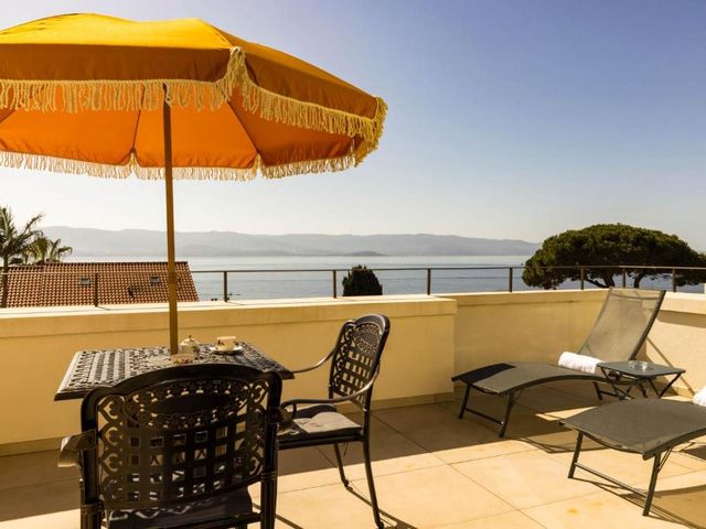 Hôtel Villa Martini — 1.7 km away from Ajaccio Napoleon Museum