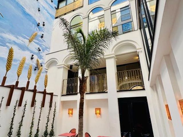 Hotel Divino Figueres by Fimedhotels — 250 m away from Dali Theatre Museum Figueres