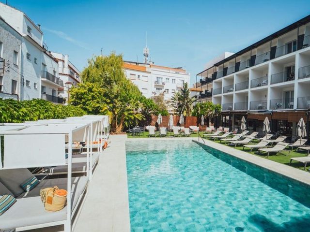 Hotel Windsor Tossa - Adults Only 16 — 400 m away from Tossa de Mar Castle