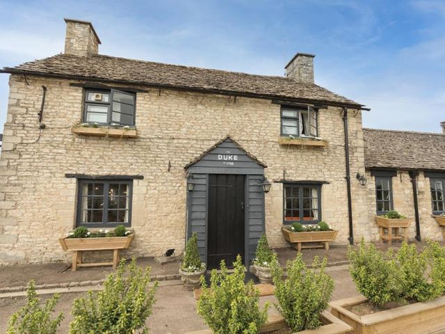 Duke of Marlborough Hotel — 3.3 km away from Blenheim Palace Cotswolds