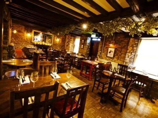 Woodstock Arms — 800 m away from Blenheim Palace Cotswolds