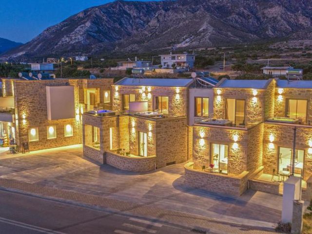 Faros Elafonisi — 4.4 km away from Elafonisi Beach Crete