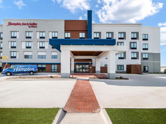 Hampton Inn & Suites By Hilton Irving Dfw Airport North — 3.4 km from the airport