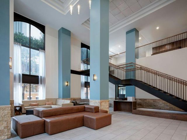 SpringHill Suites by Marriott Dallas Downtown / West End — 450 m away from Perot Museum of Nature and Science