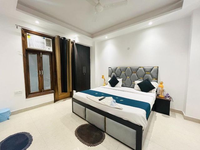 Hotel Sevan - malviya nagar — 1.7 km away from IIT Delhi