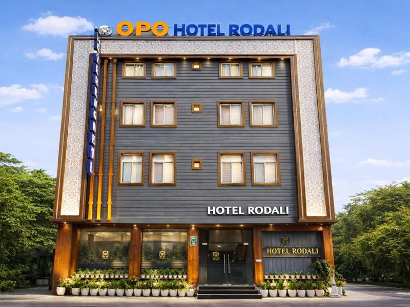 OPO Essential Rodali , Karol Bagh, Delhi
