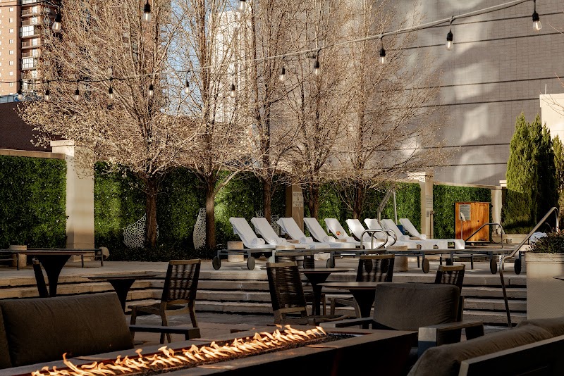 Four Seasons Hotel Denver — Downtown