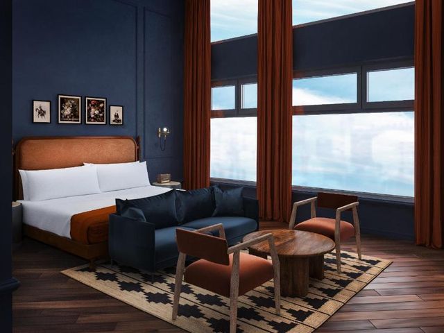 Gravity Haus Denver — 3.4 km away from ETHDenver