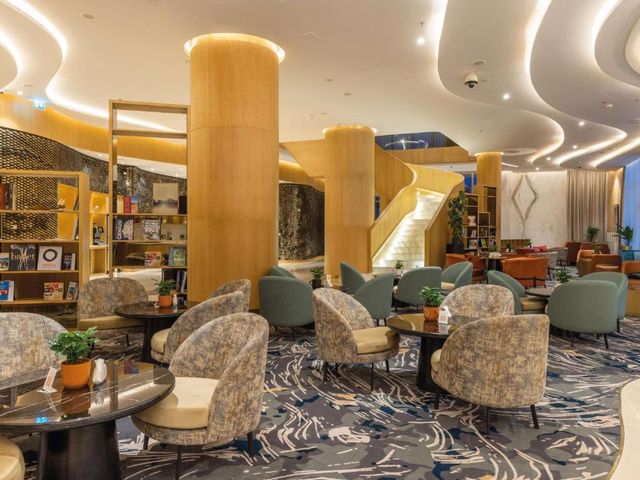 Embassy Suites By Hilton Doha Old Town — 900 m away from Souq Waqif
