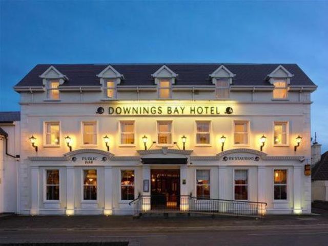 Downings Bay Hotel — 15.8 km away from Fanad Head Lighthouse Donegal