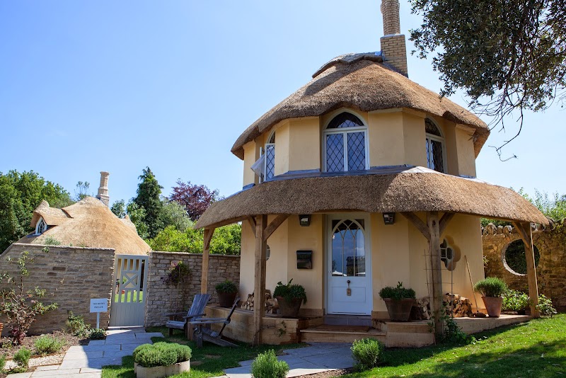 The PIG-on the beach — Manor Road