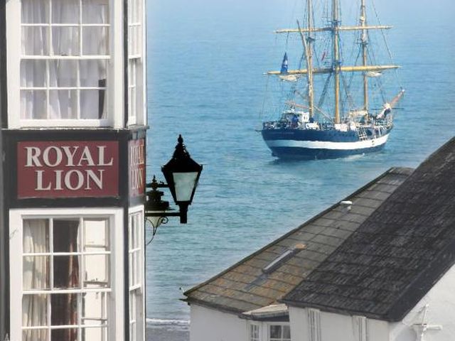 The Royal Lion Hotel — 4.5 km away from Jurassic Coast Dorset