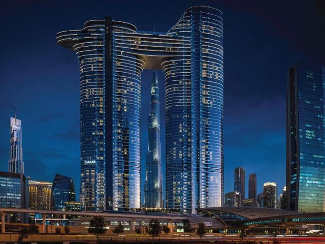 Address Sky View, Downtown Dubai — 600 m away from Burj Khalifa