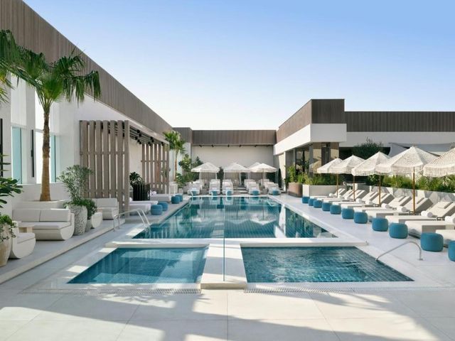 Sheraton Grand Hotel, Dubai — 1.5 km away from Dubai Frame