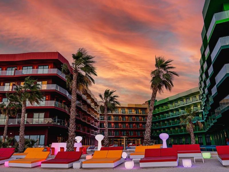 voco Dubai Monaco, The Heart of Europe by IHG-Adult only, Dubai