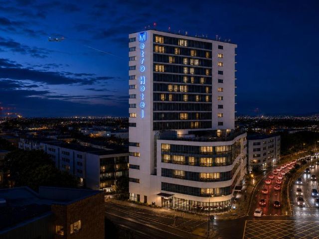 Metro Hotel Dublin Airport — 3.2 km from the airport
