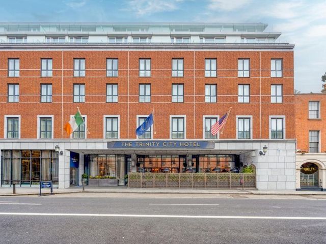 The Trinity City Hotel — 350 m away from Trinity College Dublin
