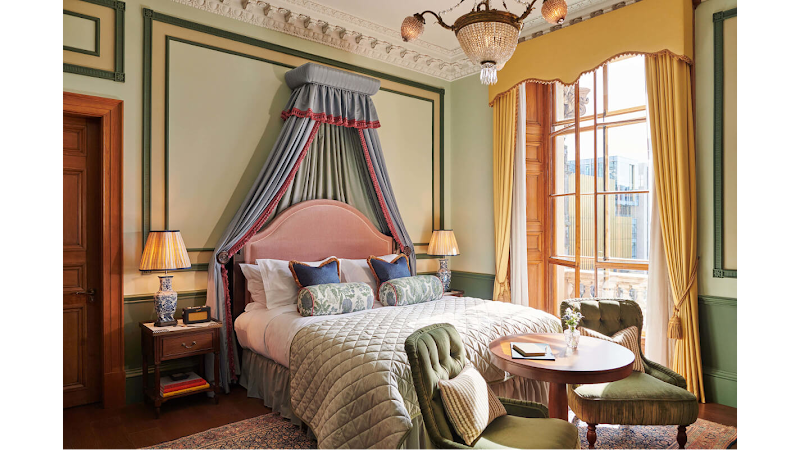 Gleneagles Townhouse — New Town