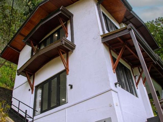 Tin Tin Lodge — 1.2 km away from Little Adam's Peak Ella