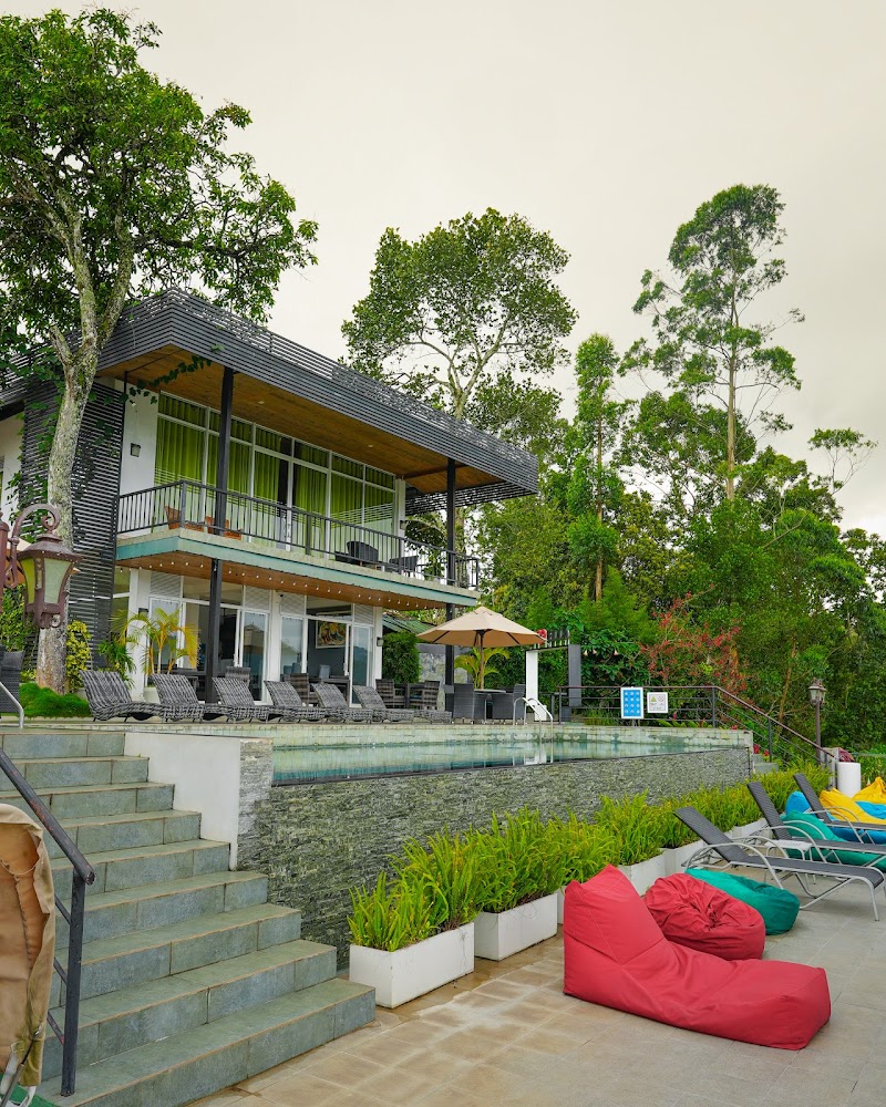 Tip Top Boutique hotel — Ella–Passara Road / hillside near Nine Arches Bridge