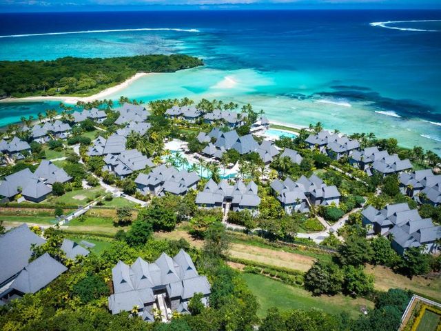 InterContinental Fiji Golf Resort & Spa by IHG — 19.9 km away from Sigatoka Sand Dunes Fiji
