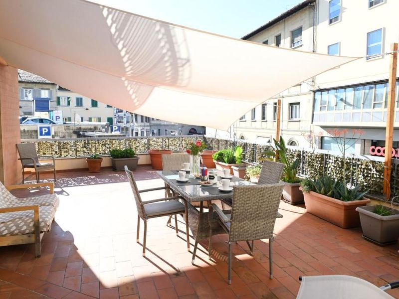 A casa di Eva e Paolo, Florence