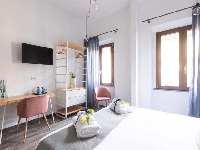 Hotel Miceli - Civico 50 — 40 m away from University of Florence