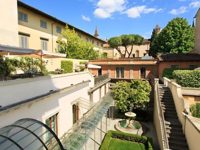 Hotel Orto de' Medici — 150 m away from University of Florence