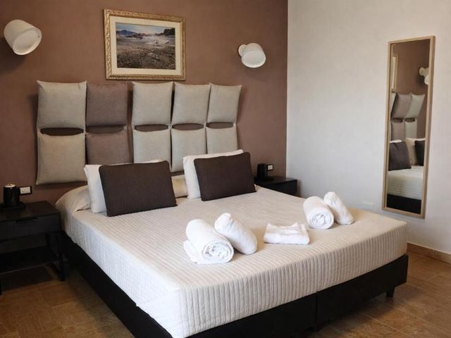 Hotiday Firenze Vespucci — 700 m from the airport