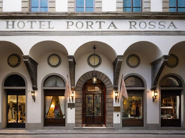 Porta Rossa Hotel Firenze, Colbert Collection — 250 m away from Ponte Vecchio