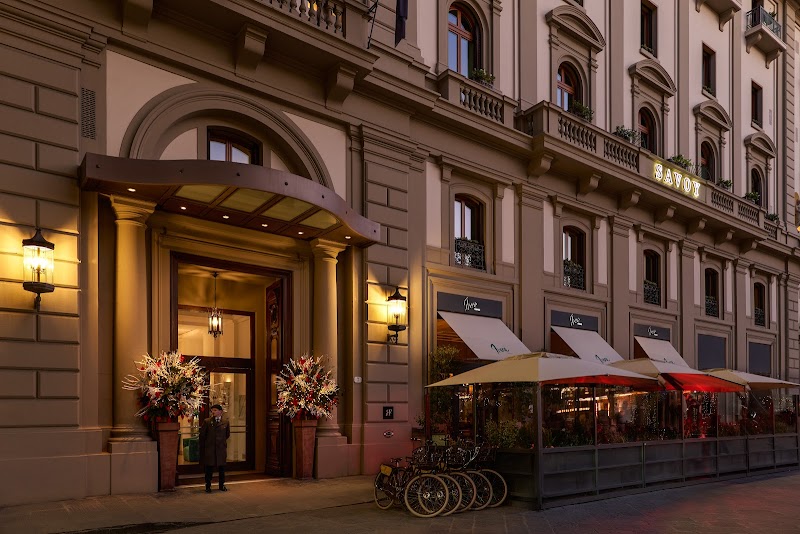 Starhotels Savoy — Piazza della Repubblica