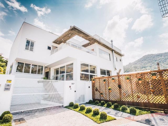 Pousada Native — 2.2 km away from Lagoa da Conceicao Florianopolis